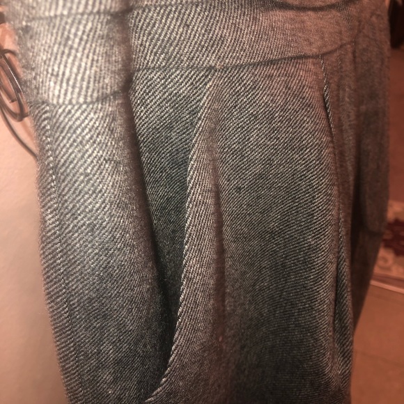 Forever 21 Skirt with pockets - Picture 5 of 5